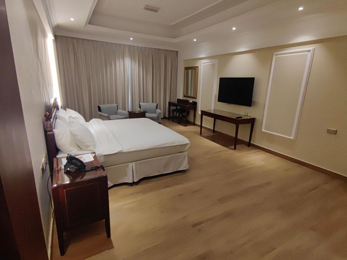 Alya Hotel Барка Екстериор снимка